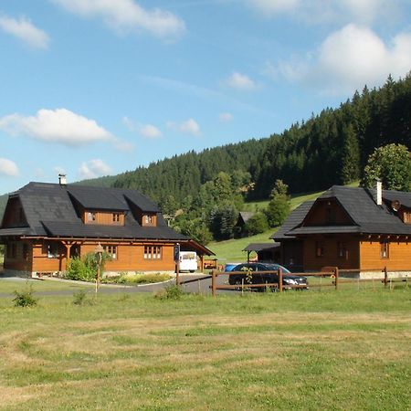 Valassky Dvur Velke Karlovice Luaran gambar