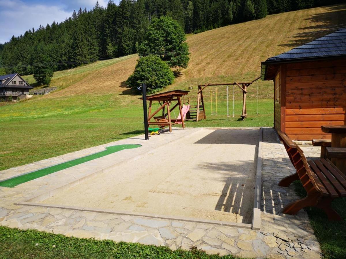 Valassky Dvur Velke Karlovice Luaran gambar